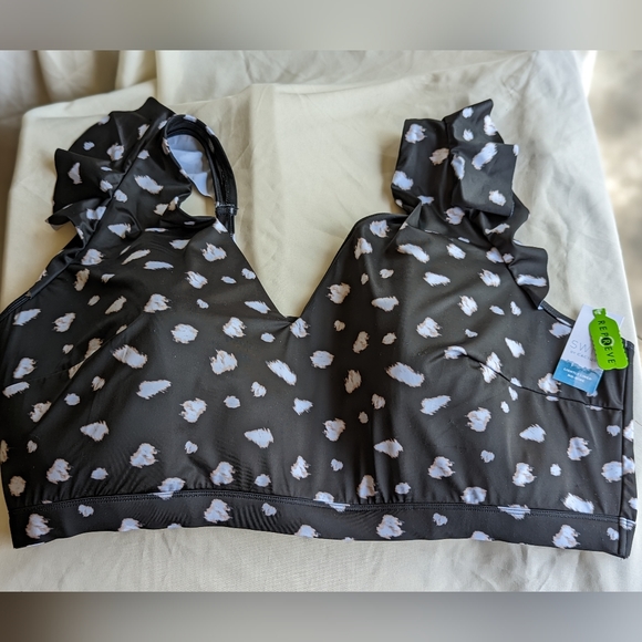 Women's Swim Top NWT - Picture 1 of 5
